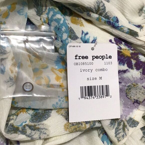 Free People Ivory White Satin Hold On To Me Floral Printed Top New Size Medium - Picture 6 of 6